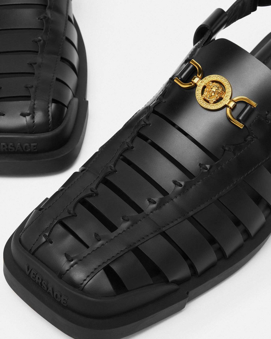 Online Medusa '95 Sandals Sandals & Slides